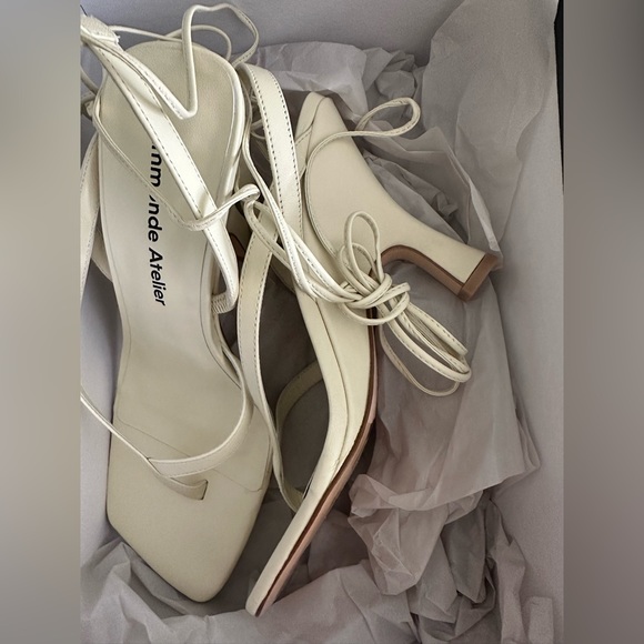 Heels - Picture 3 of 6